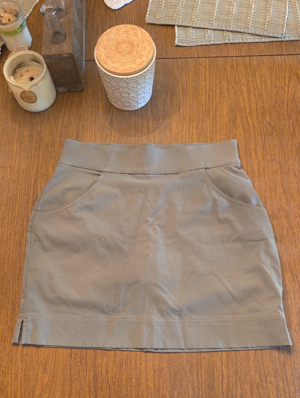 Columbia Sports Skort Women’s Olive Green Active Skort with Pockets